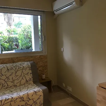 דירה Studette De